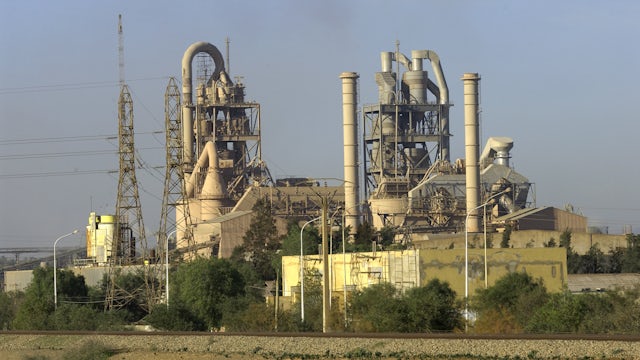 A picture of an industrial manufacturing building.