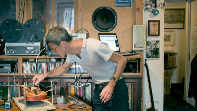 Unveiling the secrets of violins