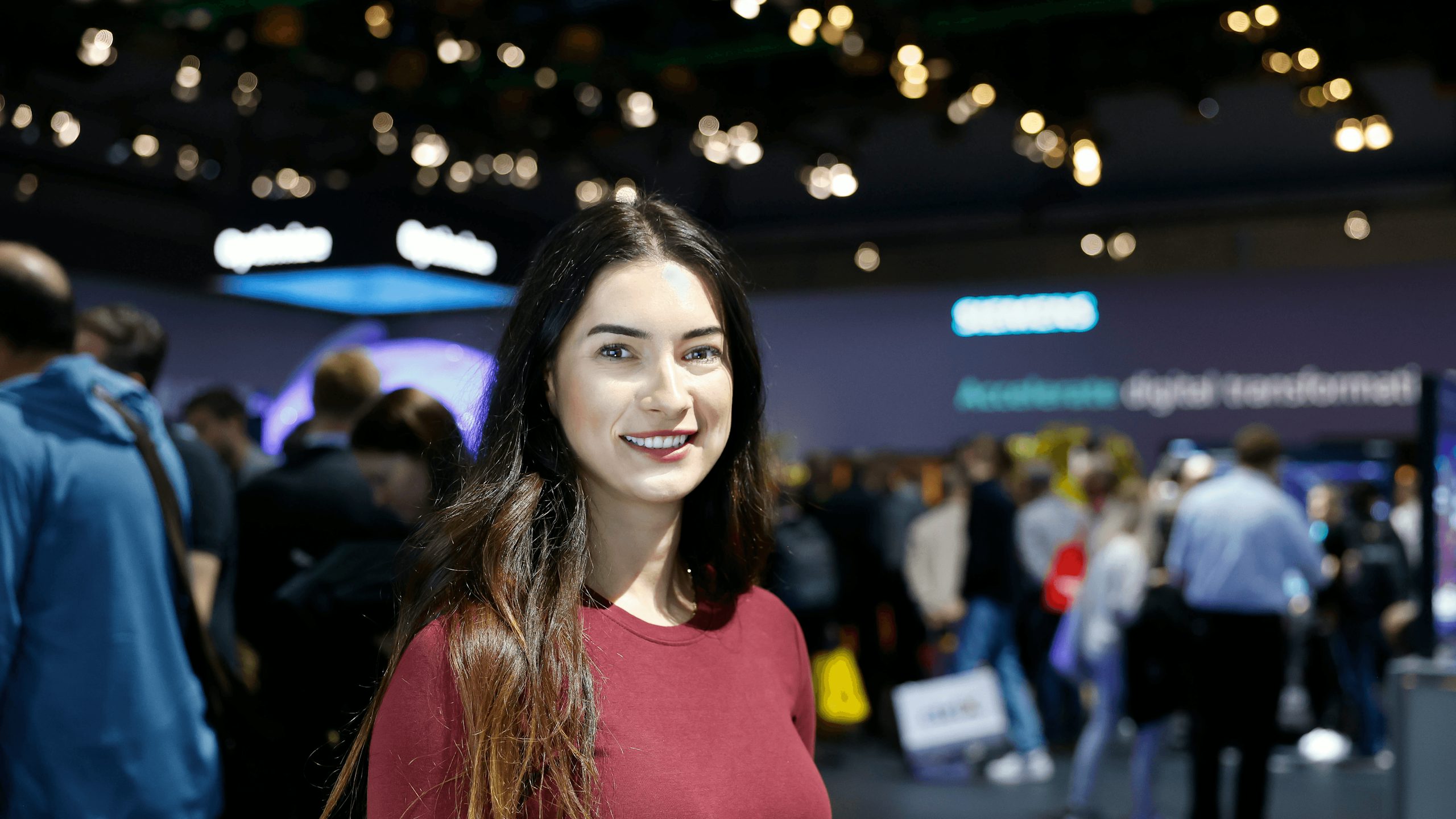 Athina Liatsa, Global Marketing Manager for Industrial Apps at Siemens, discusses AI-based visual inspection.