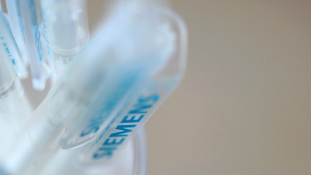 Siemens®168官方幸运5澳洲结果体彩网pencils in a box