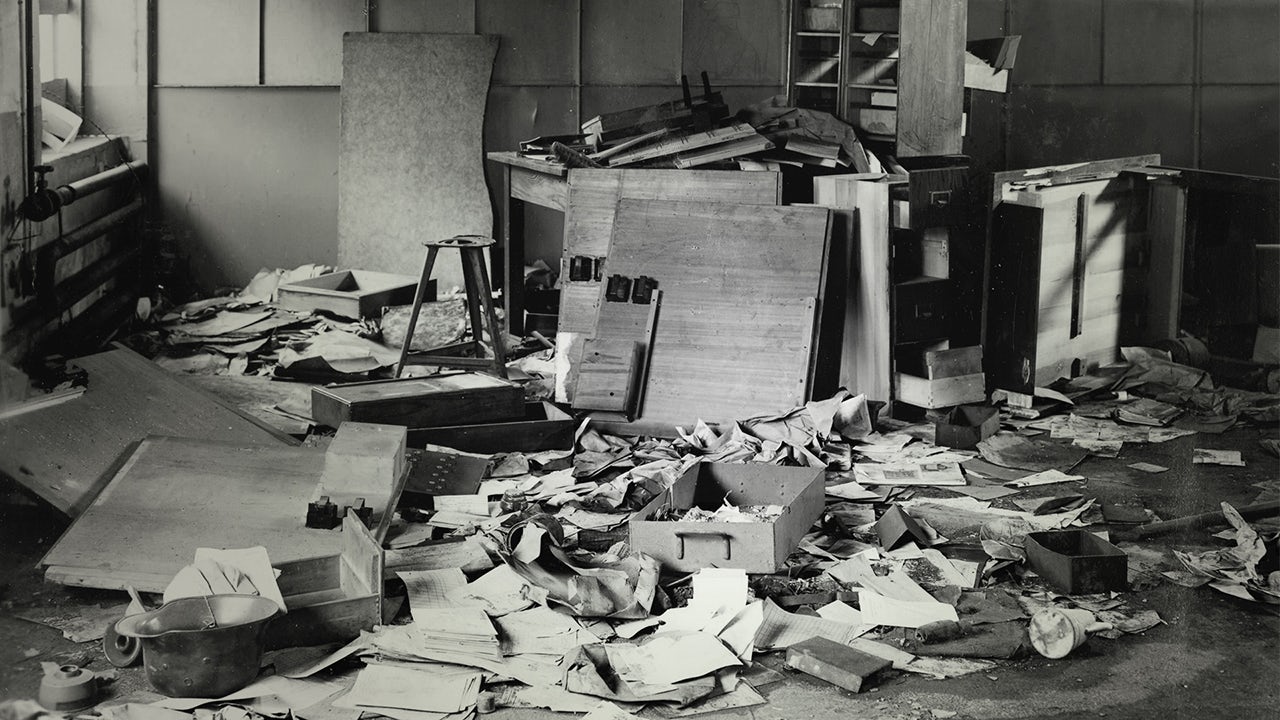 Dismantled workshop at Schaltwerk Berlin, 1945.